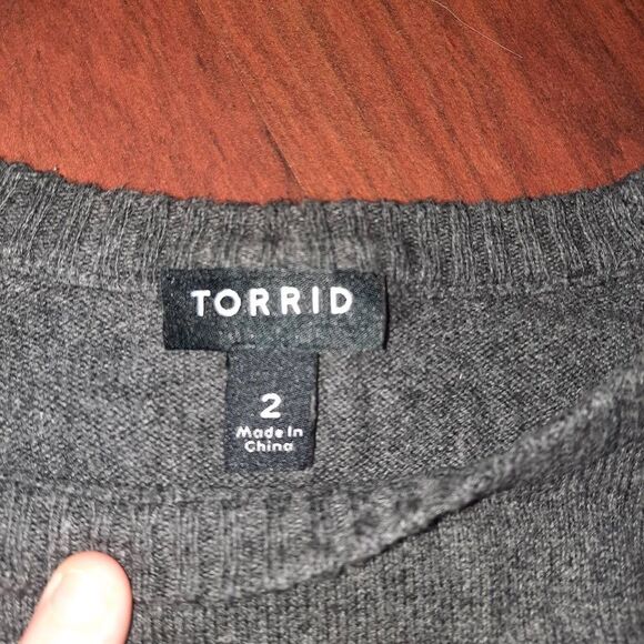 Torrid Lips Sweater Plus Size 2X - Picture 2 of 4